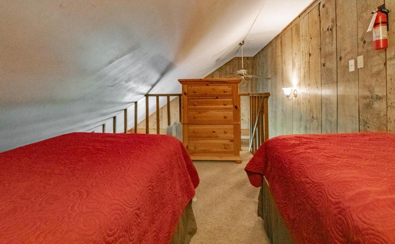 Swiss Mountain Village Blowing Rock Exterior photo