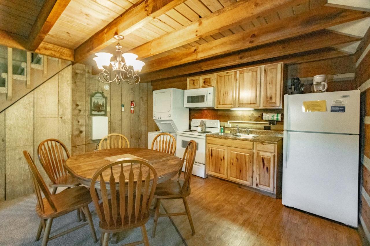 Swiss Mountain Village Blowing Rock Exterior photo
