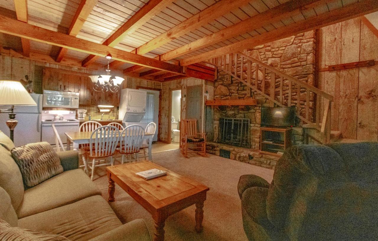 Swiss Mountain Village Blowing Rock Exterior photo