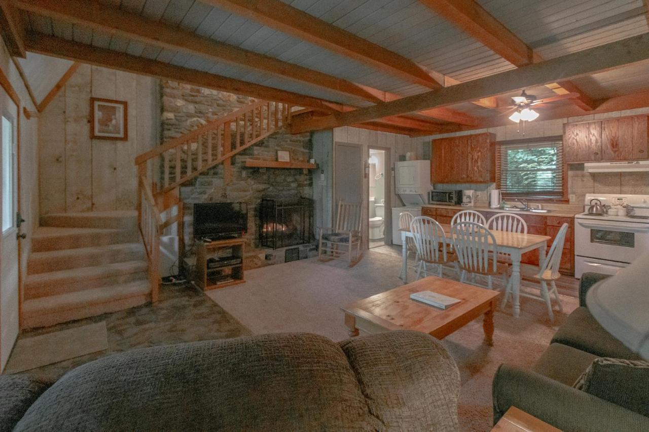 Swiss Mountain Village Blowing Rock Exterior photo
