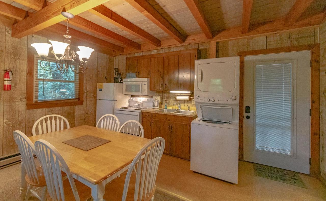 Swiss Mountain Village Blowing Rock Exterior photo