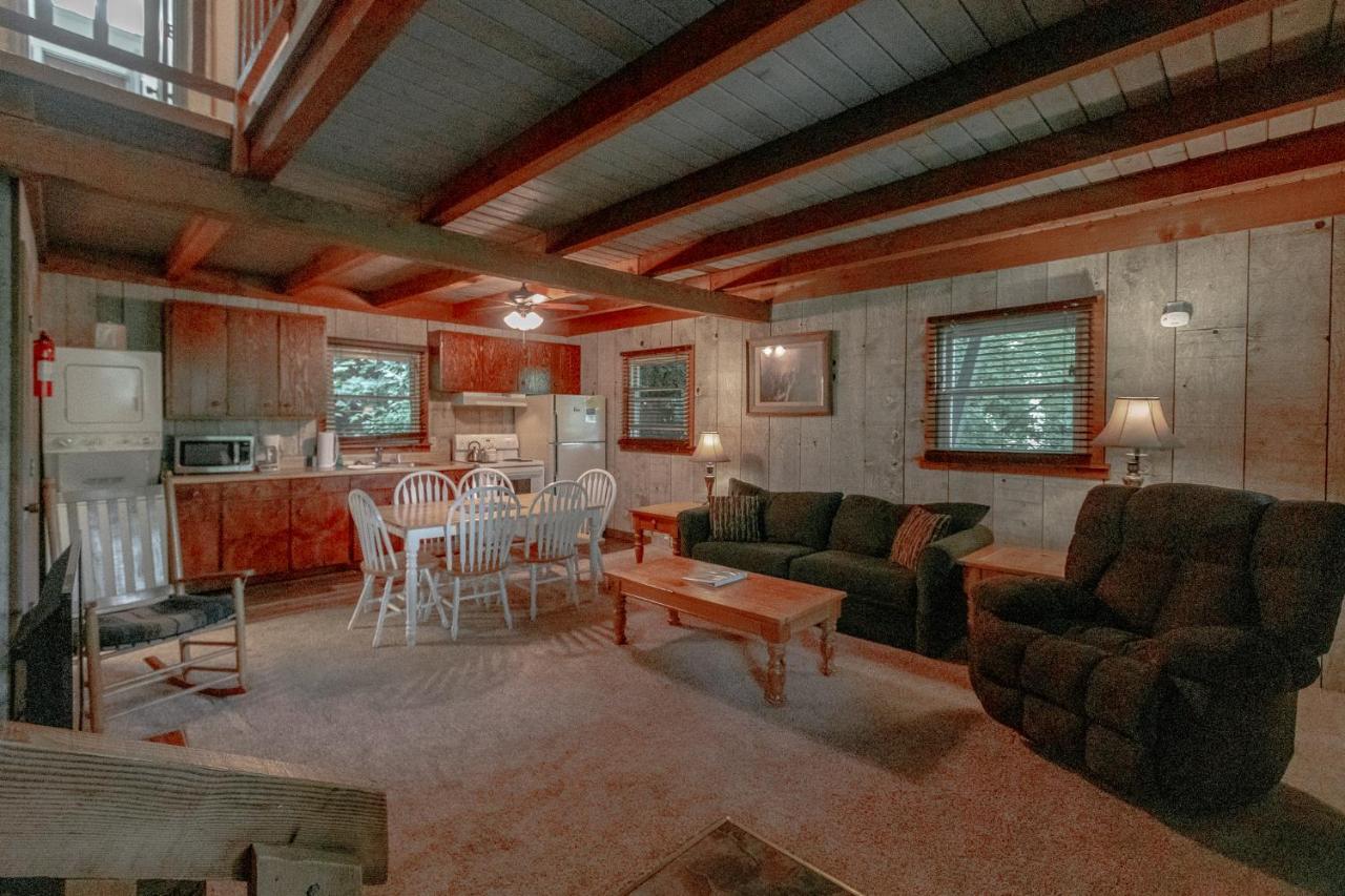 Swiss Mountain Village Blowing Rock Exterior photo